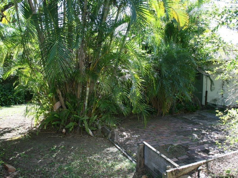 15 Weal Avenue, Tarragindi QLD 4121