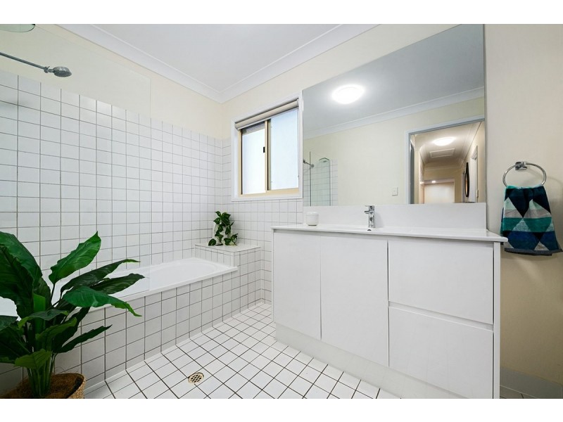 2/21 Taunton Street, Annerley QLD 4103