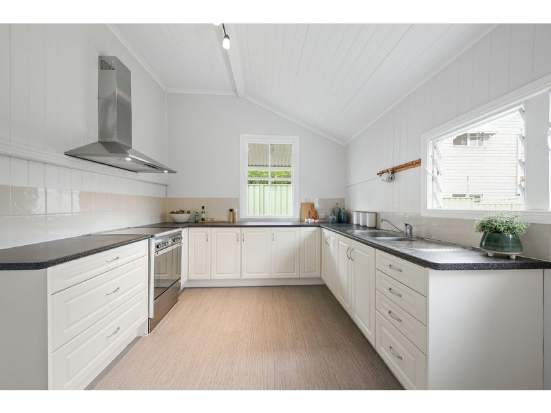 59 Mearns Street, Fairfield QLD 4103