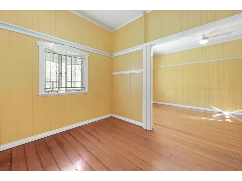 124 Waverley Street, Annerley QLD 4103