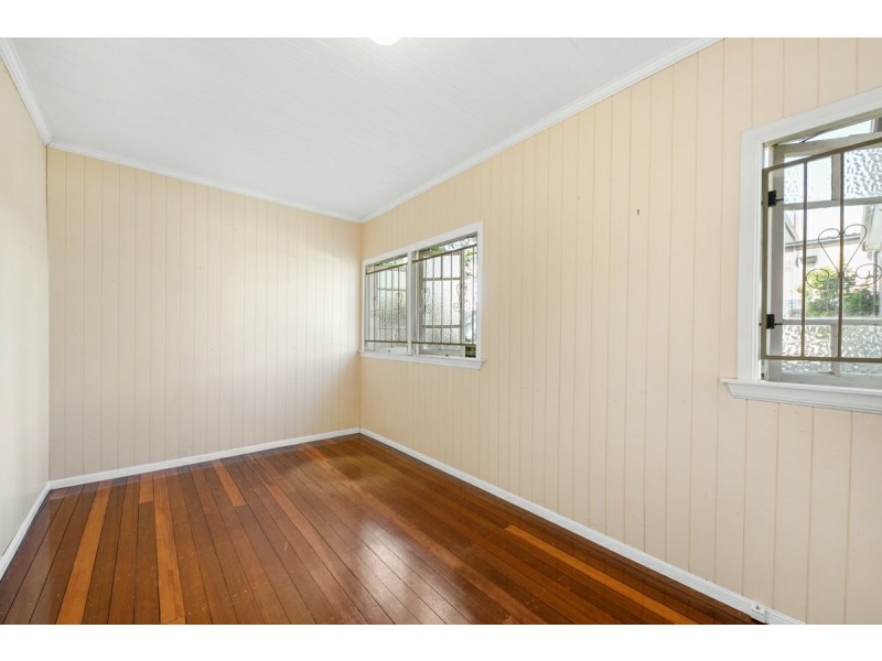 124 Waverley Street, Annerley QLD 4103