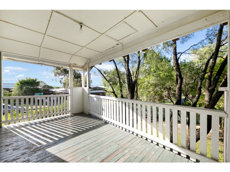 124 Waverley Street, Annerley QLD 4103