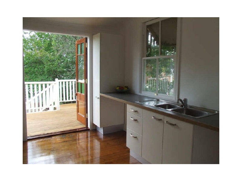 24 King Street, Annerley QLD 4103