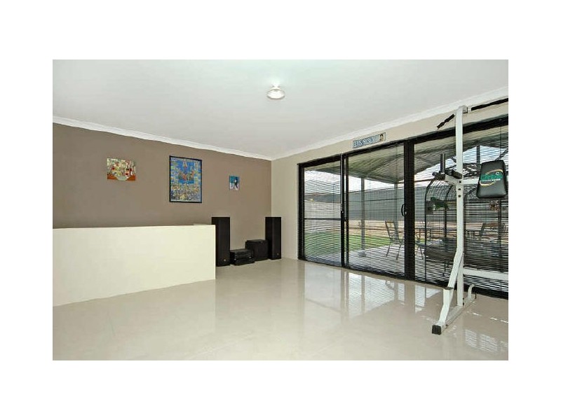 3 Brammall Bend, Aveley WA 6069