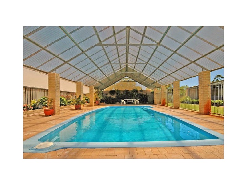 18 Horseshoe Circuit, Henley Brook WA 6055