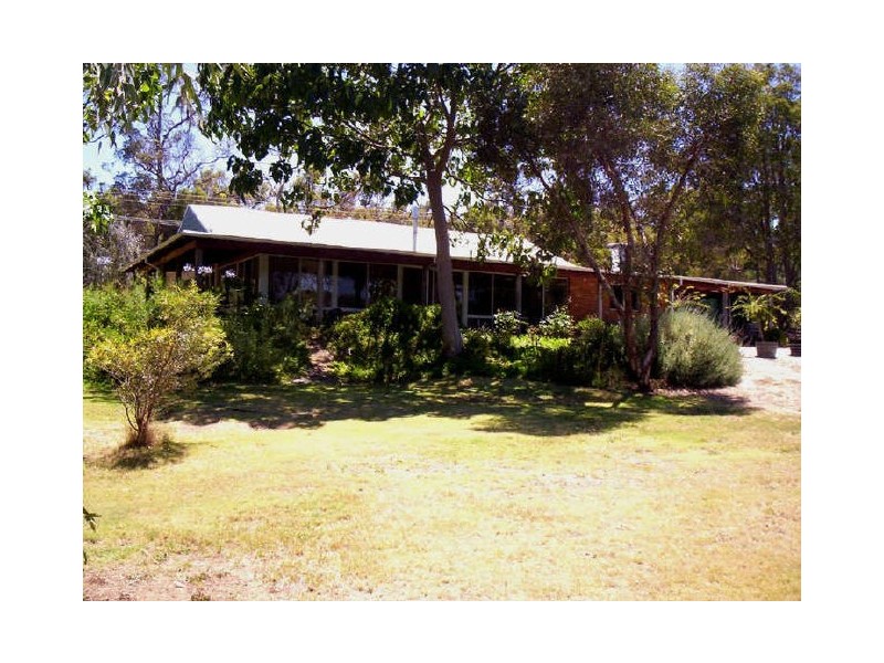 310 Houston Street, Sawyers Valley WA 6074