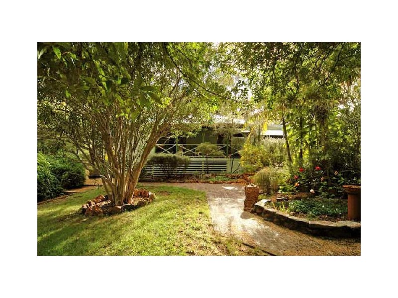 7 McGlew Road, Glen Forrest WA 6071