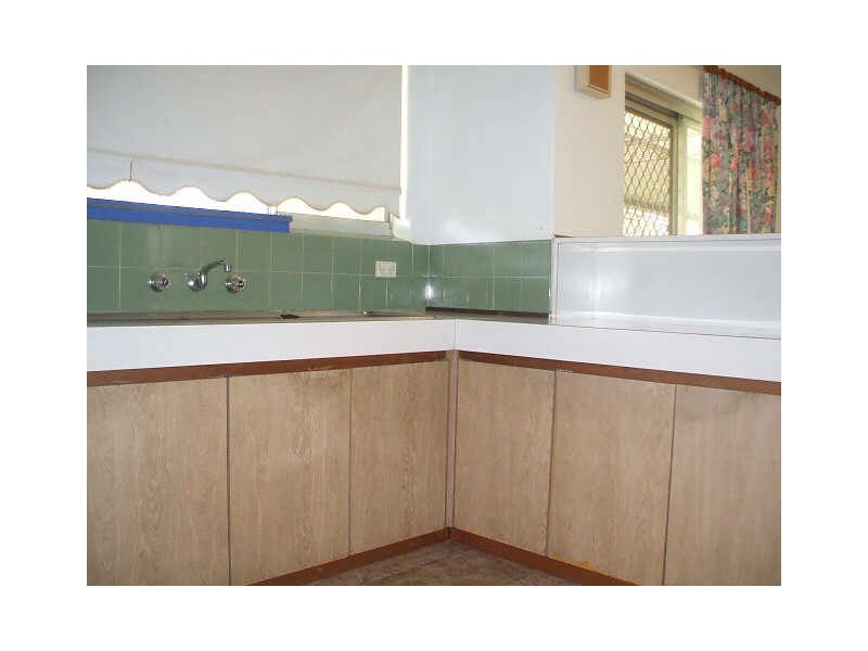 7 Mann Street, Mundaring WA 6073