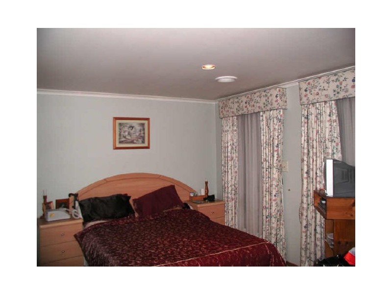 14 Dennison Avenue, Hoppers Crossing VIC 3029