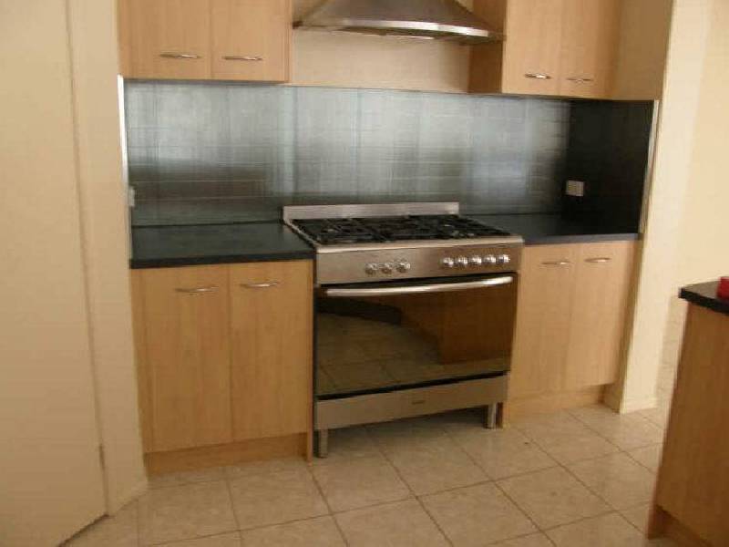 11 Ellesmere Way, Truganina VIC 3029