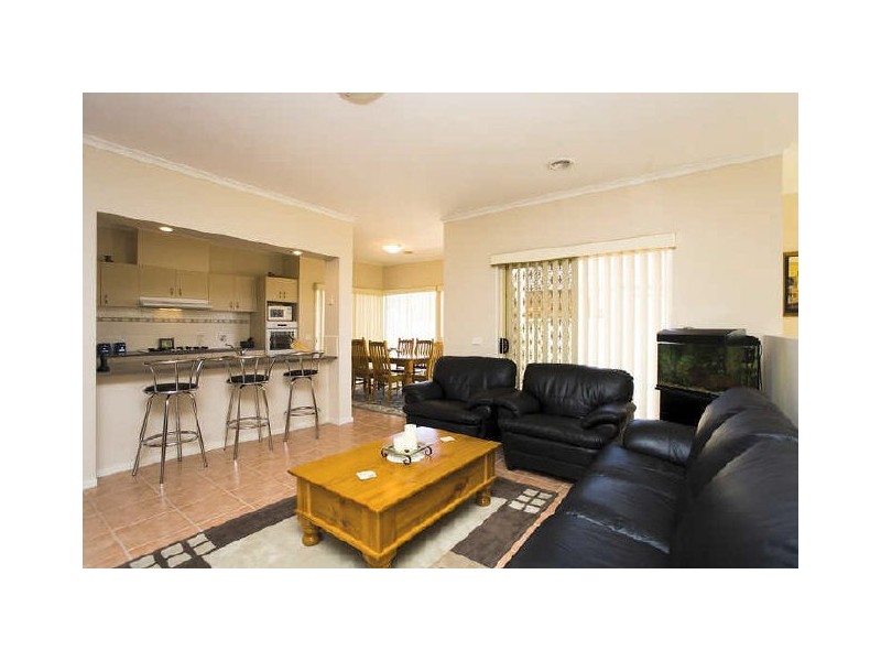 28 Knightsbridge Drive, Tarneit VIC 3029