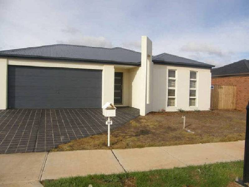 38 Emma Drive, Tarneit VIC 3029