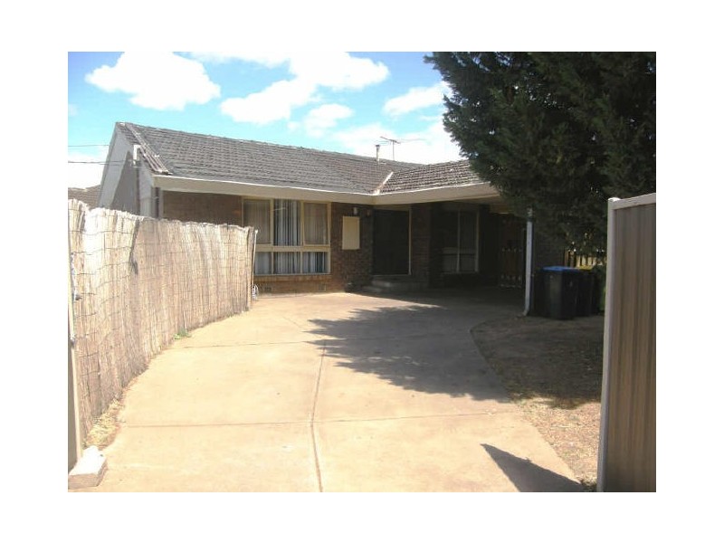 9 Oppy Crescent, Hoppers Crossing VIC 3029