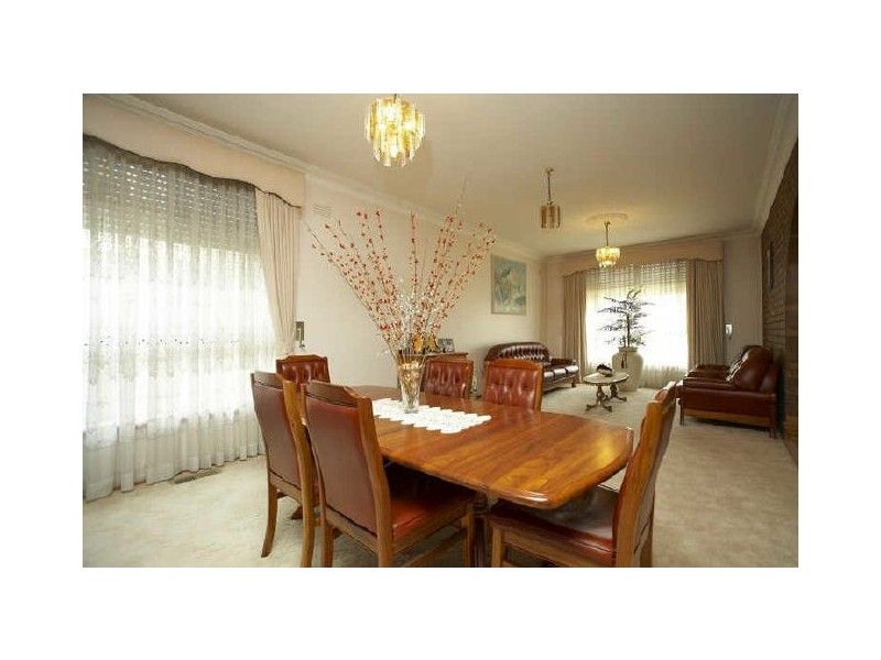 36 Powell Drive, Hoppers Crossing VIC 3029