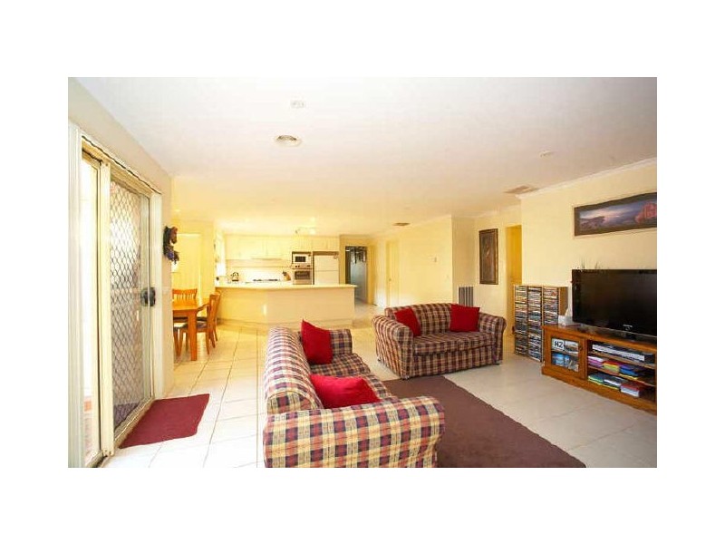 106 Harmony Drive, Tarneit VIC 3029