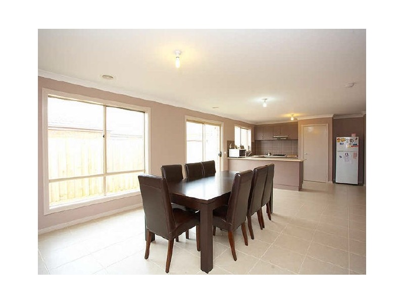 21 Wentworth Ave, Wyndham Vale VIC 3024