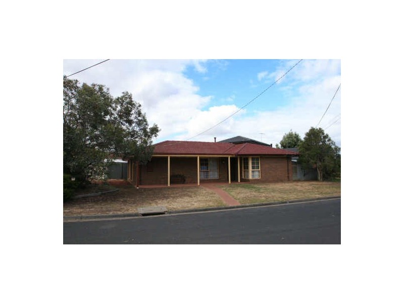 23 Weiskof Drv, Hoppers Crossing VIC 3029