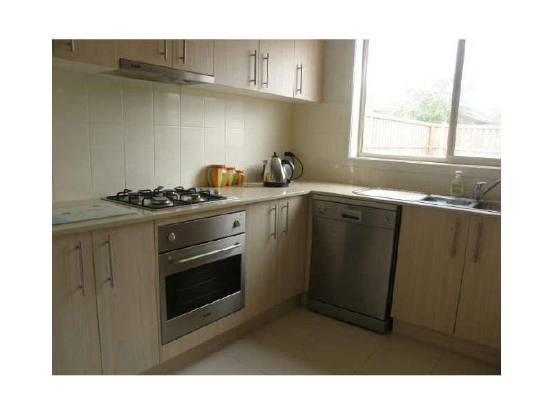 9 Birdsong Glade, Tarneit VIC 3029