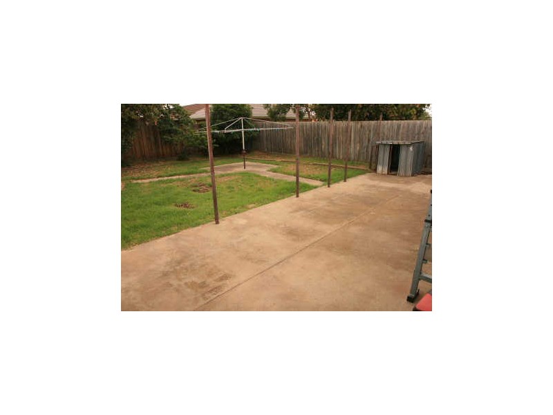 3 McCormack Cr, Hoppers Crossing VIC 3029