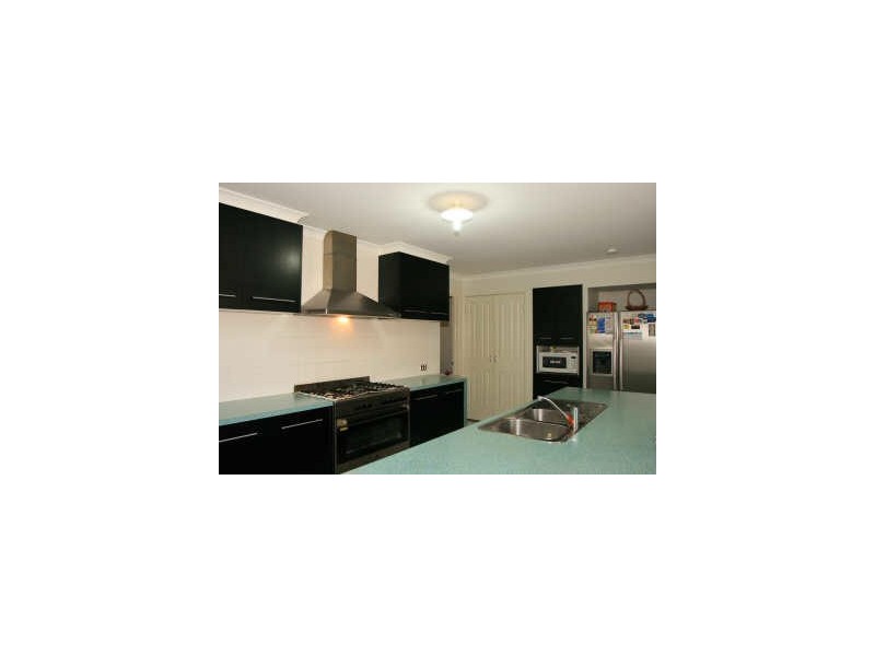 5 Abbington Drive, Truganina VIC 3029