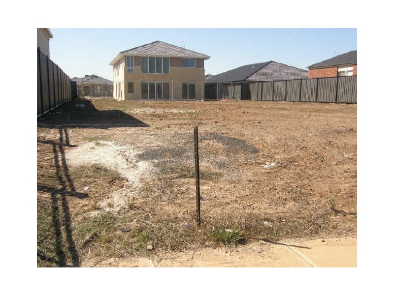 4 Savery Court, Point Cook VIC 3030