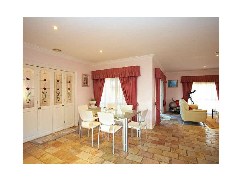 36 Angela Drive, Hoppers Crossing VIC 3029