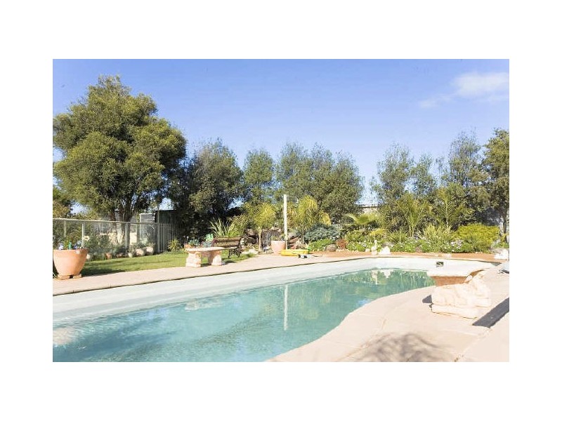 547 Tarneit Road, Hoppers Crossing VIC 3029