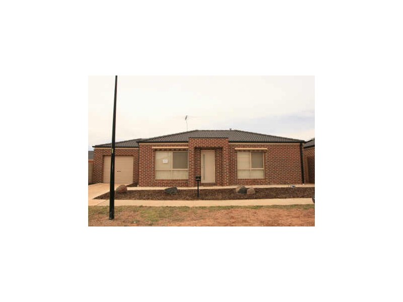 2/3 Saddle Wynd, Truganina VIC 3029