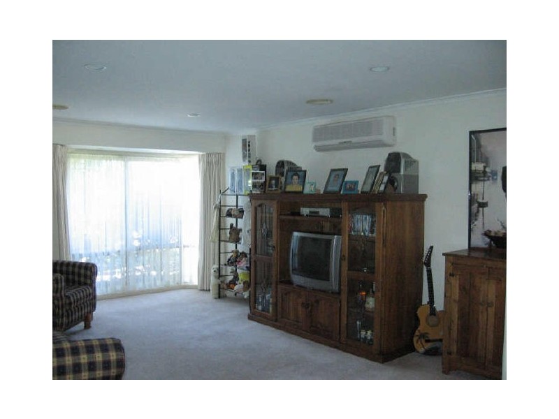 7 Heysen Drive, Skye VIC 3977