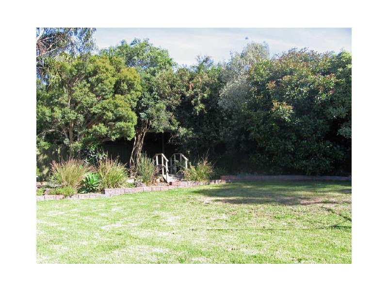 7 Heysen Drive, Skye VIC 3977