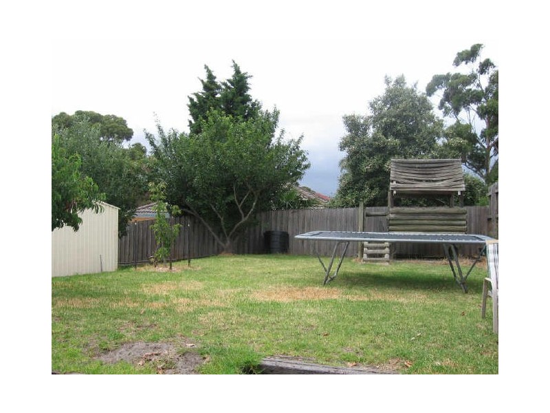 18 Lyrebird Drive, Carrum Downs VIC 3201