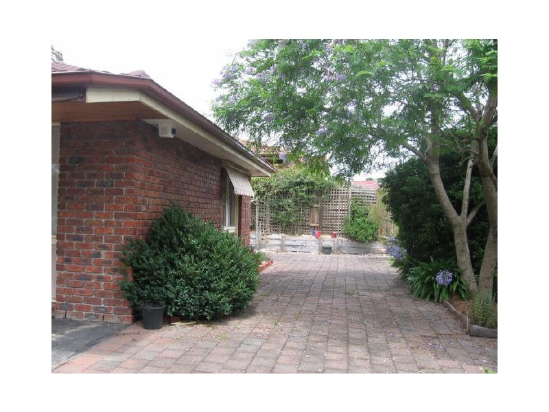 18 Lyrebird Drive, Carrum Downs VIC 3201