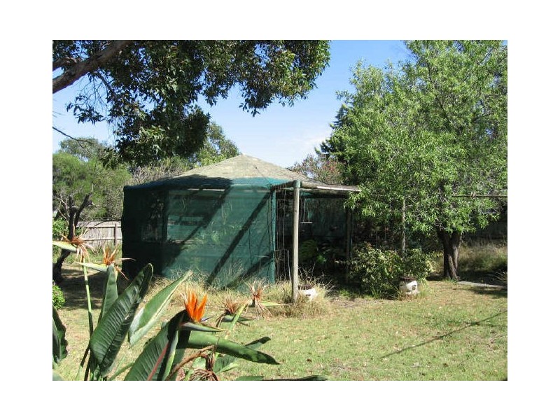 16 Galway Street, Seaford VIC 3198