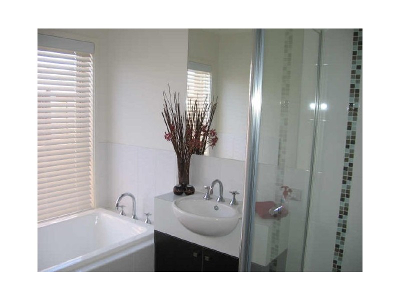 3 Desert Rose Court, Cranbourne VIC 3977