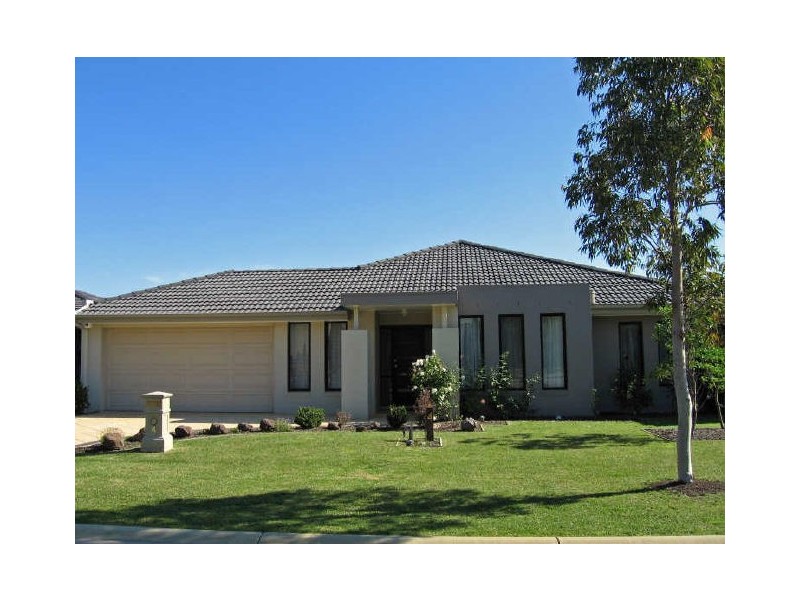 4 Rivergum Place, Sandhurst VIC 3977