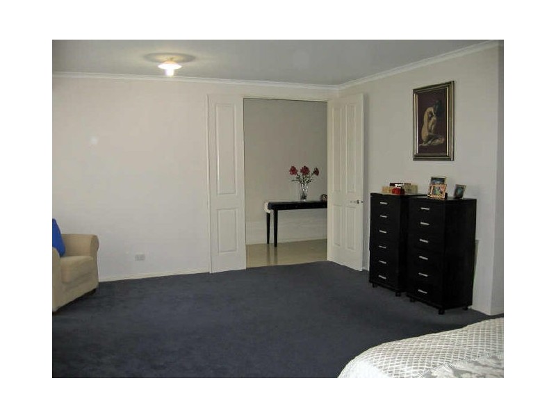 4 Rivergum Place, Sandhurst VIC 3977