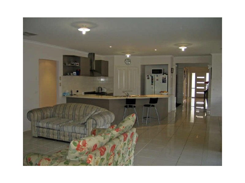 4 Rivergum Place, Sandhurst VIC 3977