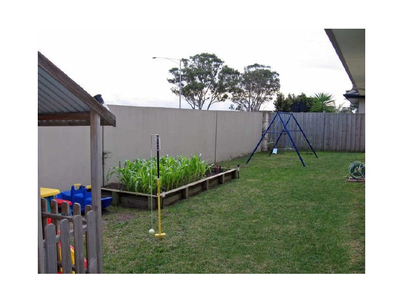 4 Rivergum Place, Sandhurst VIC 3977