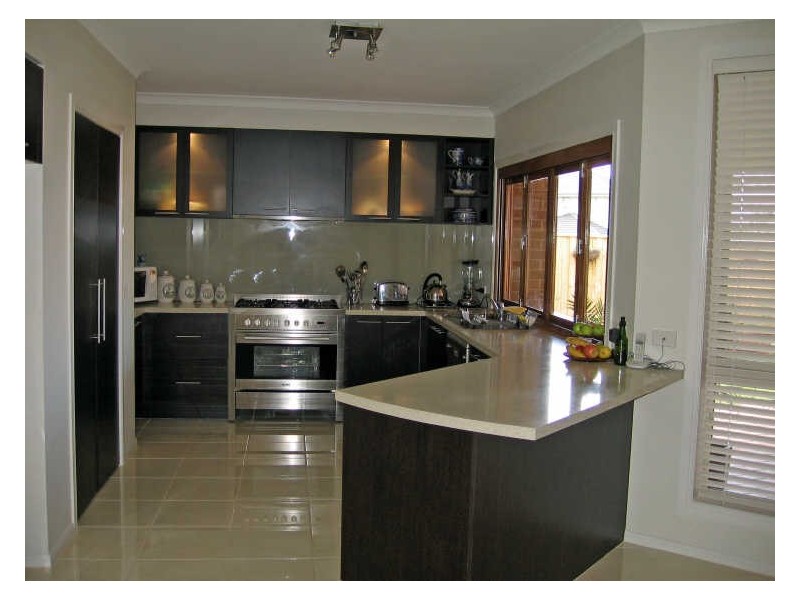 31 Lakeside Drive, Sandhurst VIC 3977