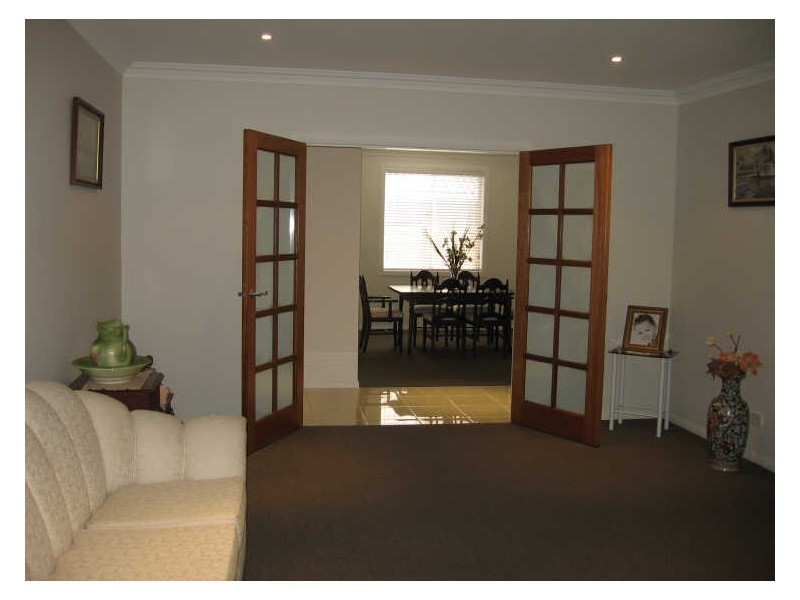 31 Lakeside Drive, Sandhurst VIC 3977