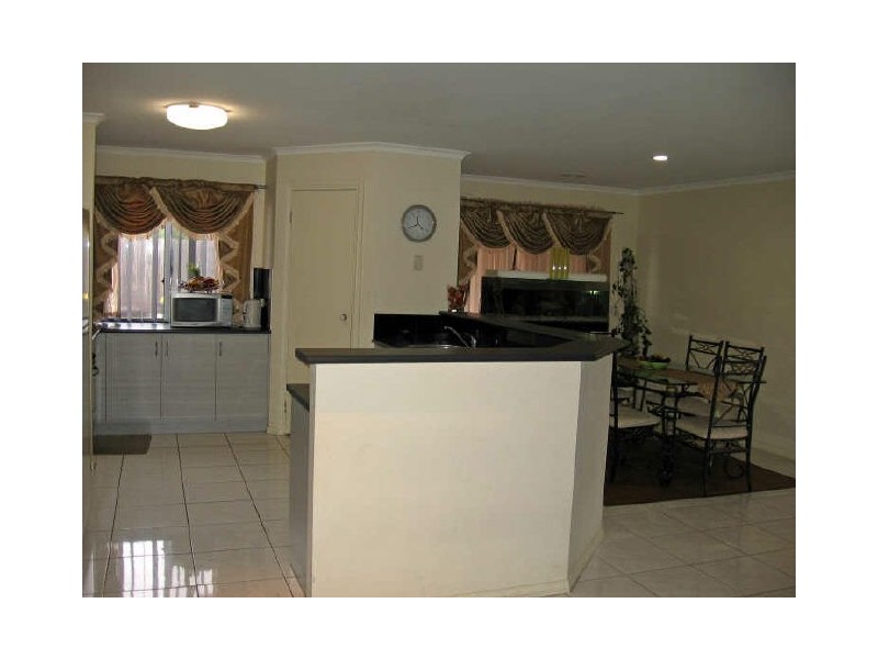 48 Manchester Drive, Skye VIC 3977