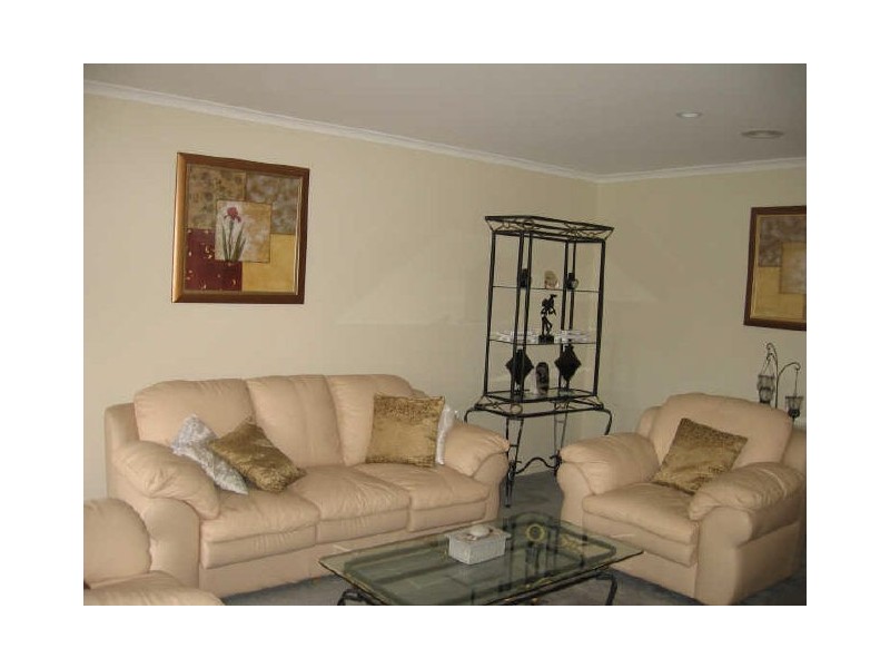 48 Manchester Drive, Skye VIC 3977