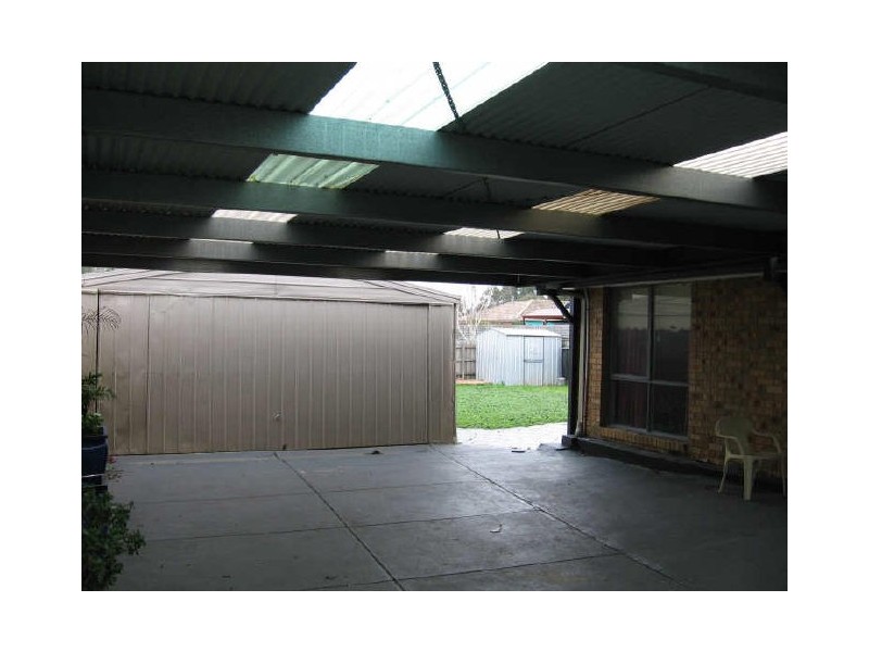 4 Ashlene Grove, Carrum Downs VIC 3201