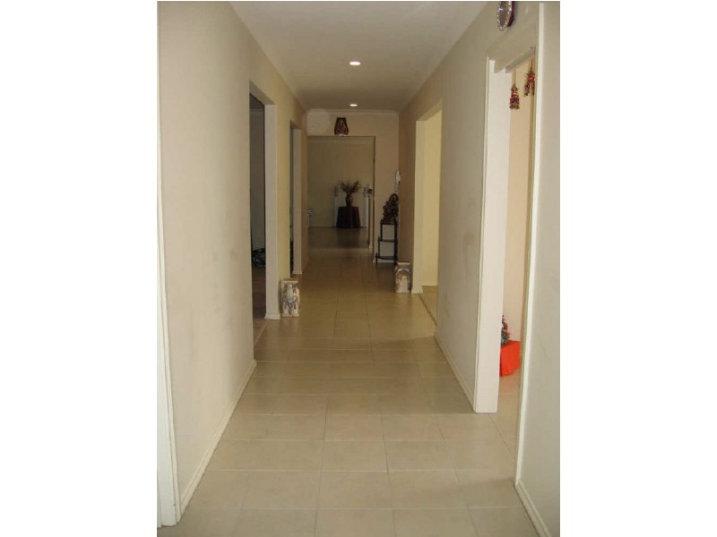 14 Emerald Rise, Skye VIC 3977