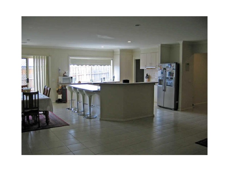 14 Emerald Rise, Skye VIC 3977