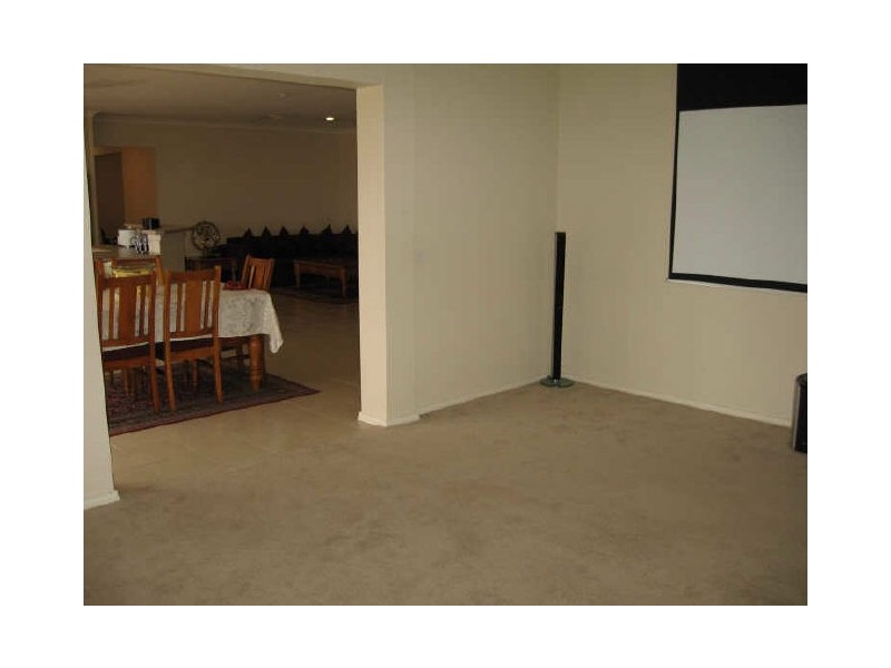 14 Emerald Rise, Skye VIC 3977