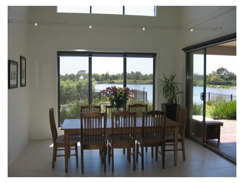 16 Whitewater Court, Sandhurst VIC 3977