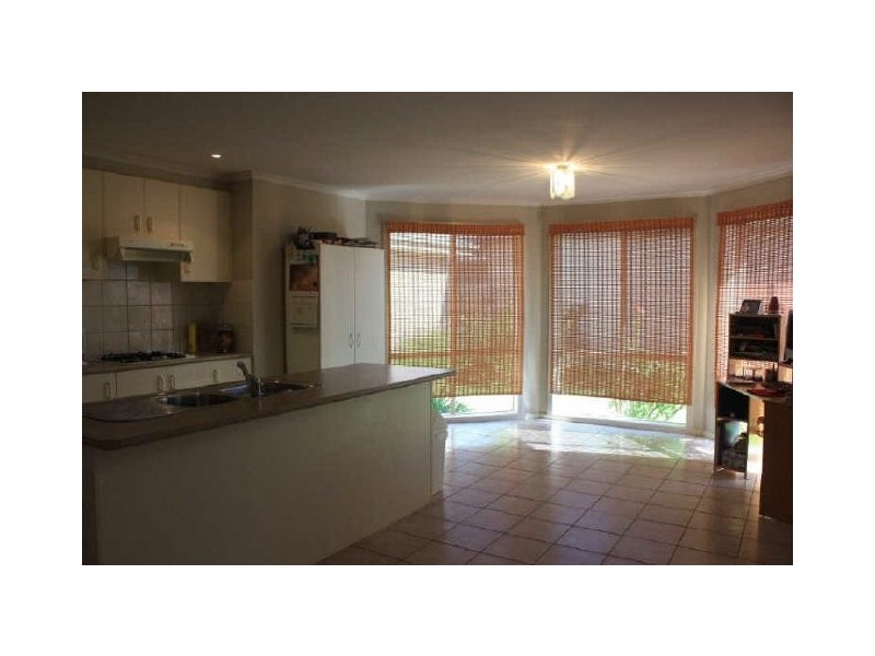 83 Oberon Drive, Carrum Downs VIC 3201