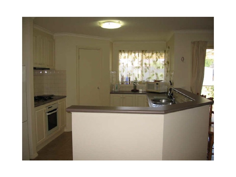 5 Eve Close, Skye VIC 3977