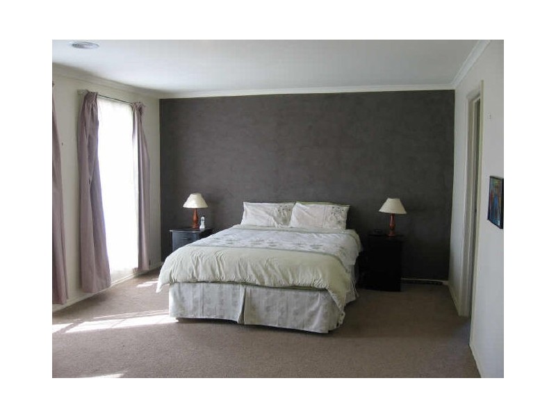 5 Eve Close, Skye VIC 3977